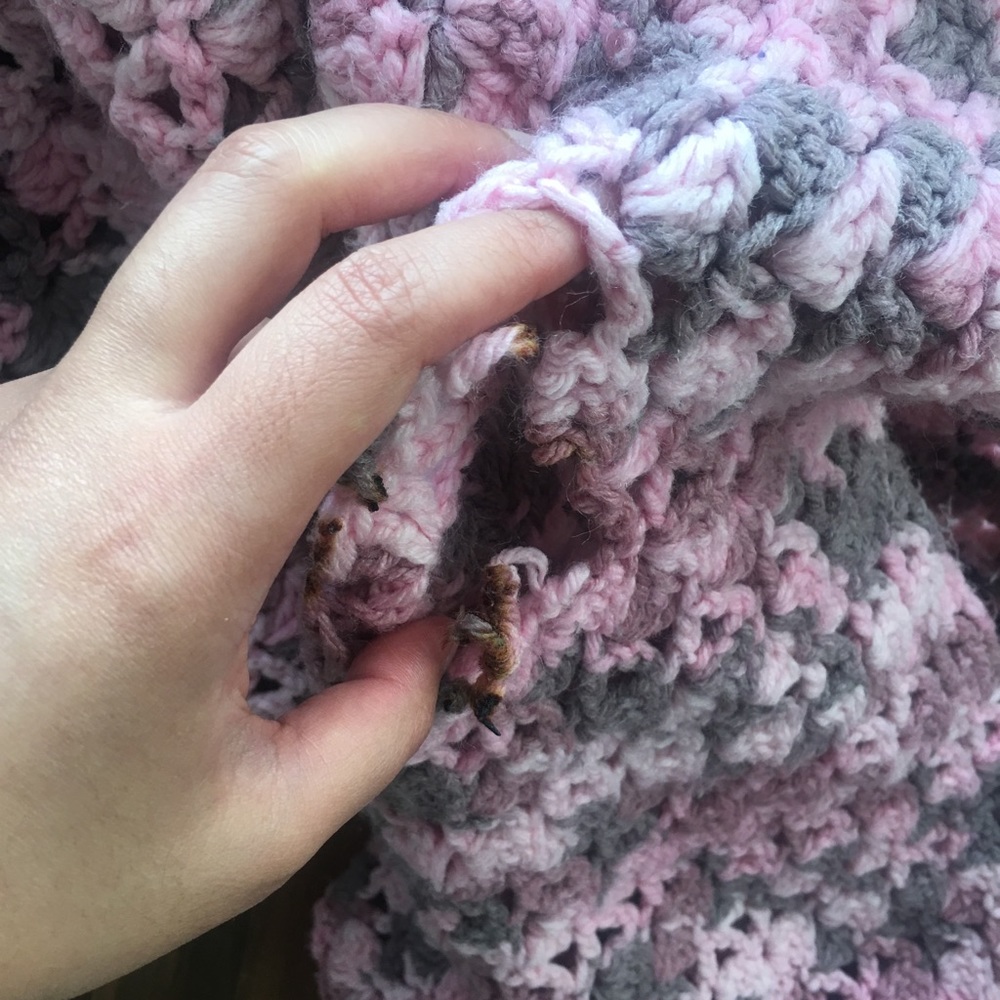 Pink Crochet Blanket - Picture 3 of 3